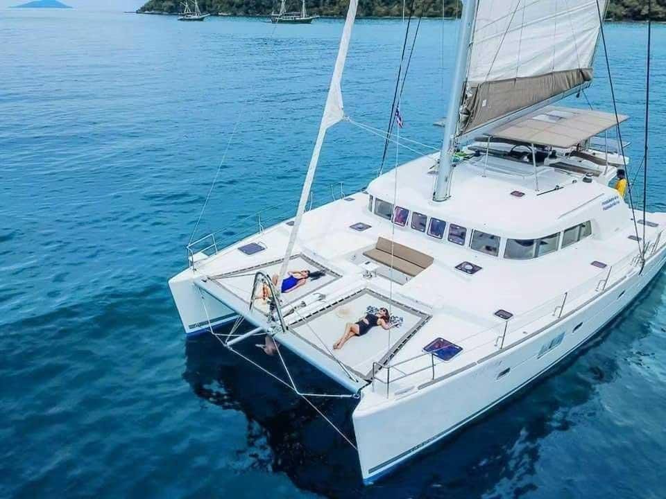 Lagoon 50